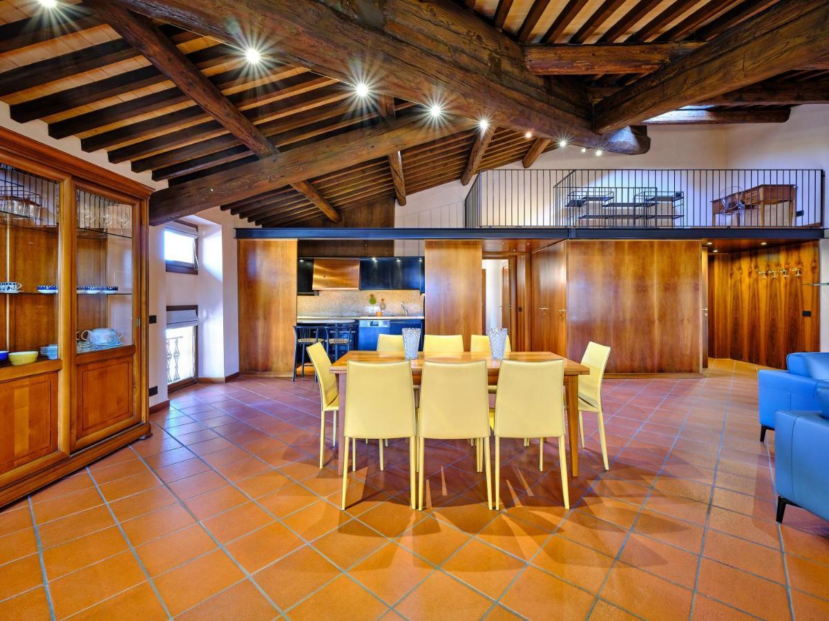 Apartmentsarena - Residenza Degli Scaligeri - Piazza Erbe Verona Exterior photo