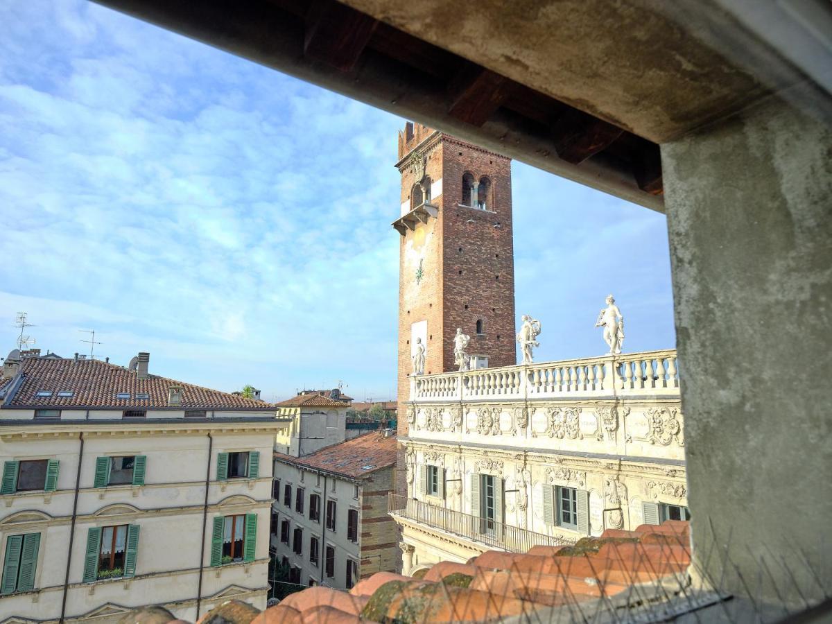 Apartmentsarena - Residenza Degli Scaligeri - Piazza Erbe Verona Exterior photo