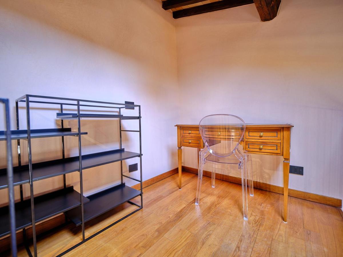 Apartmentsarena - Residenza Degli Scaligeri - Piazza Erbe Verona Exterior photo