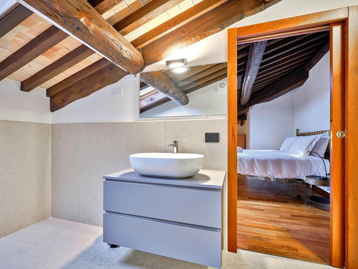 Apartmentsarena - Residenza Degli Scaligeri - Piazza Erbe Verona Exterior photo