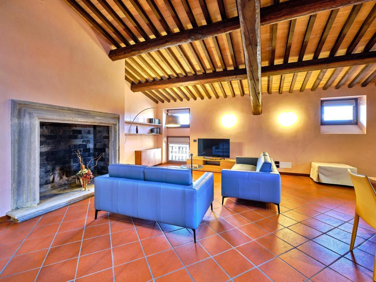 Apartmentsarena - Residenza Degli Scaligeri - Piazza Erbe Verona Exterior photo